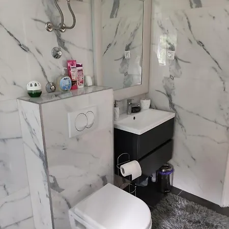 Oaza - Ploce, Croatia شقة بلوتشي